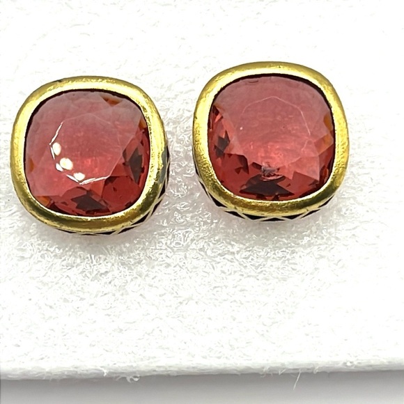 Yves Saint Laurent Pink and Gold Classic Earrings Vintage Clip on Earrings  1980 - Picture 12 of 14